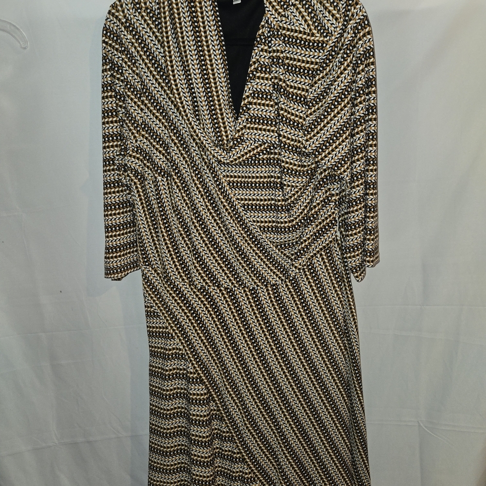 Robbie Bee Patterned Dress